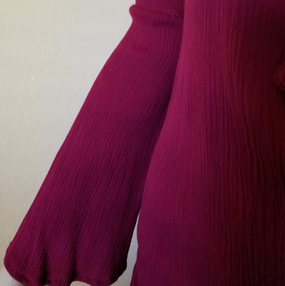 rue 21 Long Sleeves Top - Picture 6 of 7